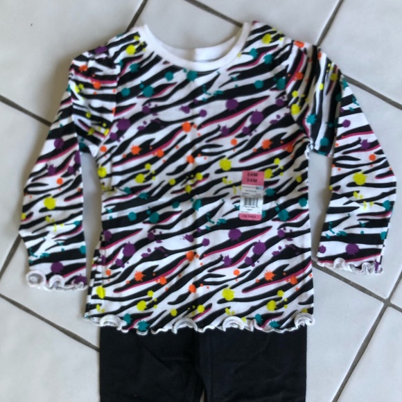 Lot of 3 NWT Leggings, Zebra Print & Pink Ruffle Tops - Picture 4 of 8